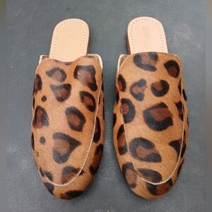 Mystique Boutique Leopard Print Tan Brown Slip-On Mules
